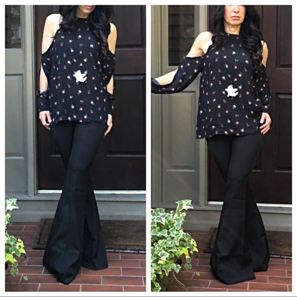 ✨LAST ONE✨Cold shoulder boho chic black floral top - Picture 8 of 8